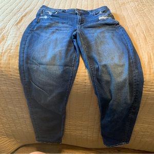 AMERICAN EAGLE JEANS SIZE 10